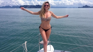 Andreea Banica, fotografiata fara SUTIEN de sotul ei! Ce-au remarcat fanii: "Arati ca..."