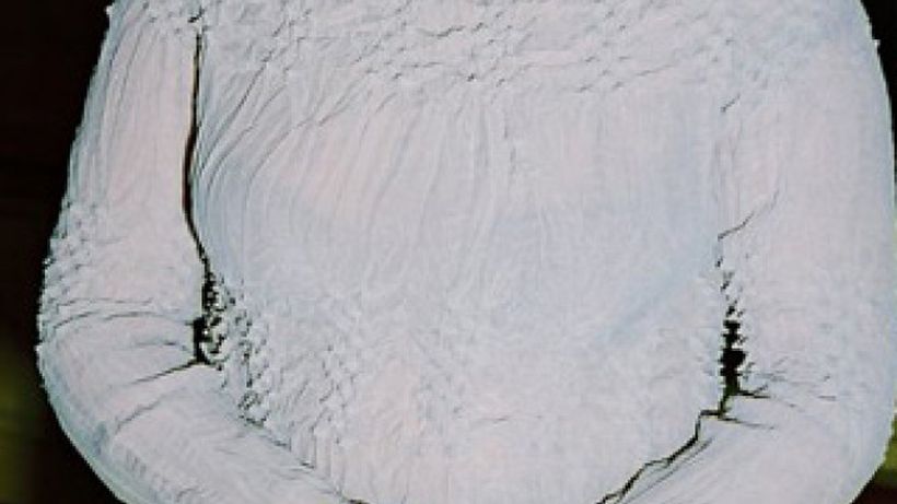 Femeia care are un copil cu Adrian Păduraru şi care ameninţa pe Facebook ca se omoară revine! Silvia Lungeanu fura de la studenţi!