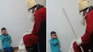 Poliţia a deschis dosar penal, în cazul copilului terorizat de un bărbat îmbrăcat în costum de Moş Crăciun

