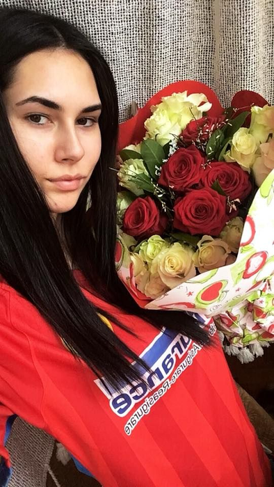 Flavia este o tânără frumoasă, studentă la Litere