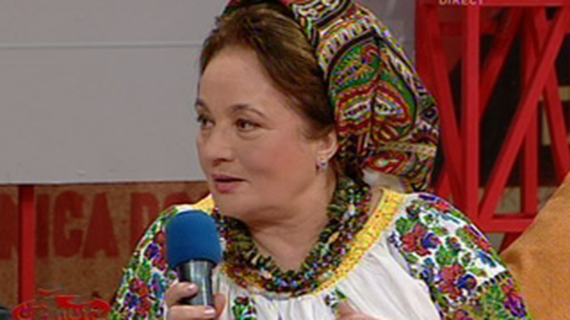 Laura Lavric, despre "boul Sucevei": "De asta nu vreau sa vorbesc, ca el si-asa e mare si prost!"