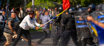 Cum s-a făcut mobilizarea pentru protestul violent din Piața Victoriei. Rețelele sociale au fost inundate de mesaje