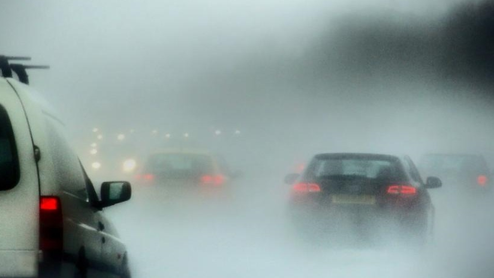 Prognoza meteo miercuri, 30 ianuarie. Vremea se menține capricioasă. Cod galben de ceață și ploi