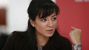 Oana Mizil, distrusă de durere în ziua înmormântării mătușii ei, Sonia Donca. “A fost ca și mama mea. Am ținut-o de mână, am stat cu ea până în ultima clipă”