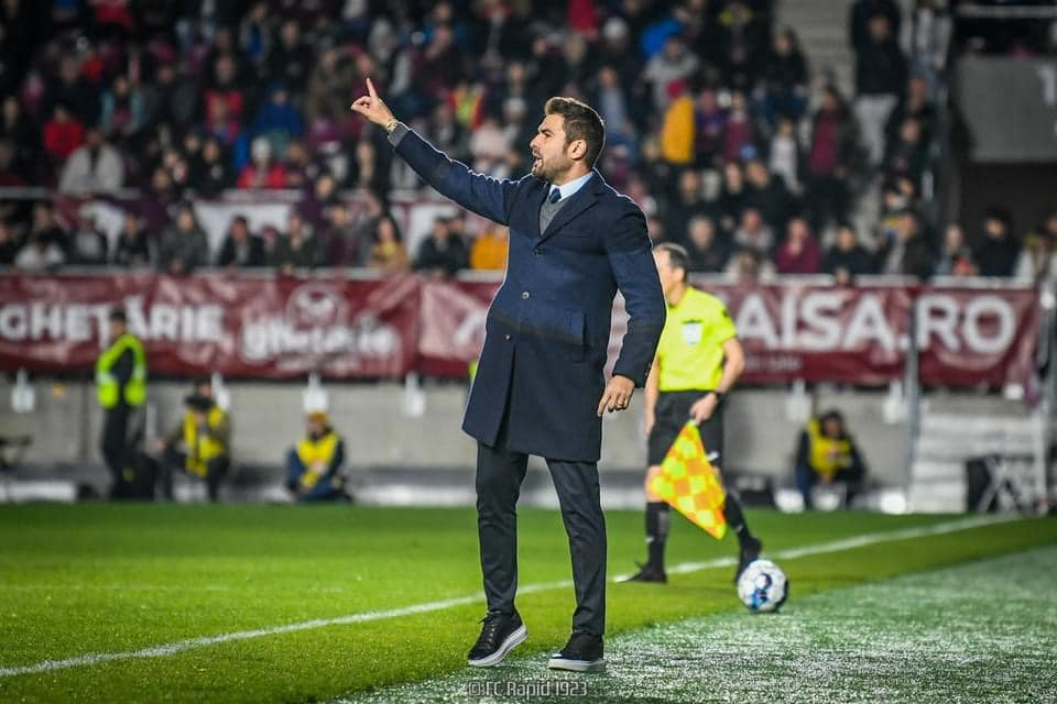 Adrian Mutu susține că uneori mai există și tensiuni între el și fiul său ( Foto: Facebook)