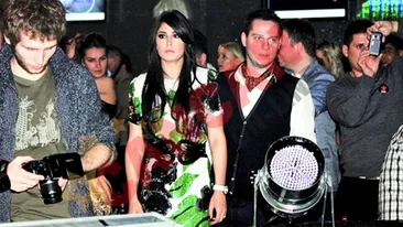 Hrebe junior s-a distrat cu iubita pe ritmuri de Narcotic Sound