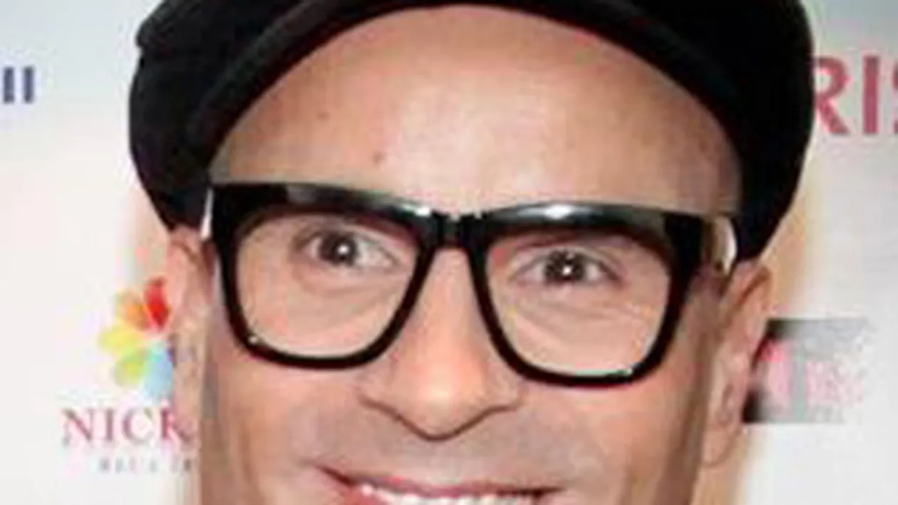 Mircea Zara s-a saturat de protestatari! Imi doresc sa se termine, ne cufundam in niste chestii oribile, jenante