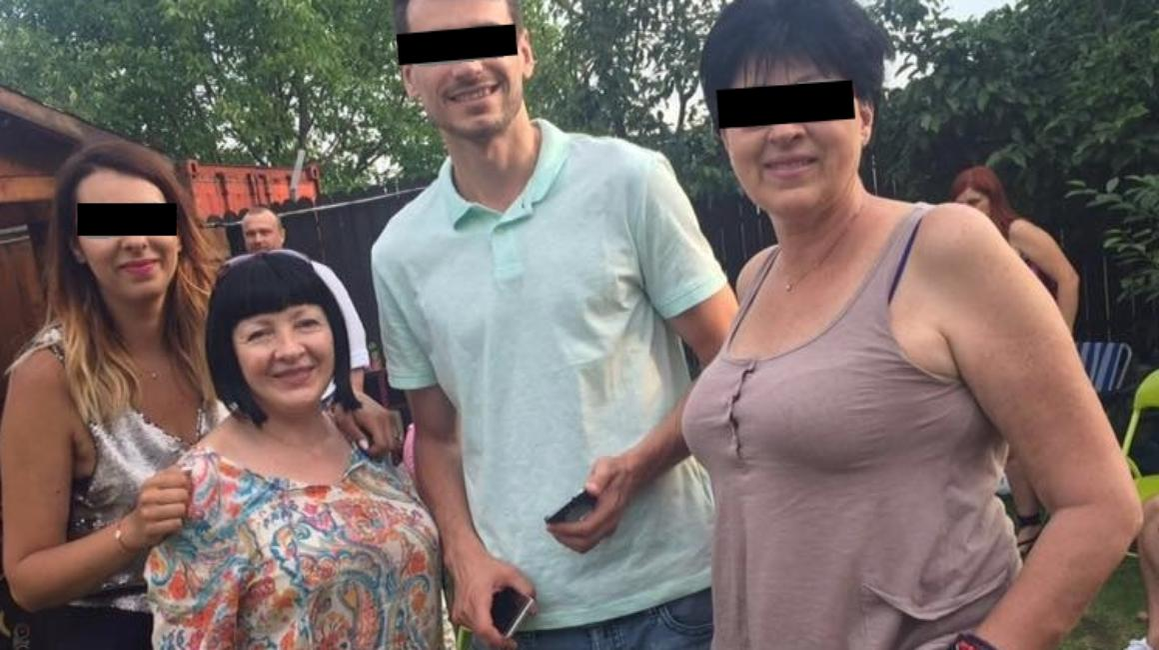 Cum arată familia lui Neti Sandu: ”Cu strănepoțelul în așteptarea lui Moș Crăciun”