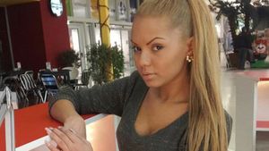 Guta va innebuni cand va vedea asta! Beyonce de Romania, cu lenjeria intima la vedere! A vrut sa fie senzuala, insa a aratat TOT