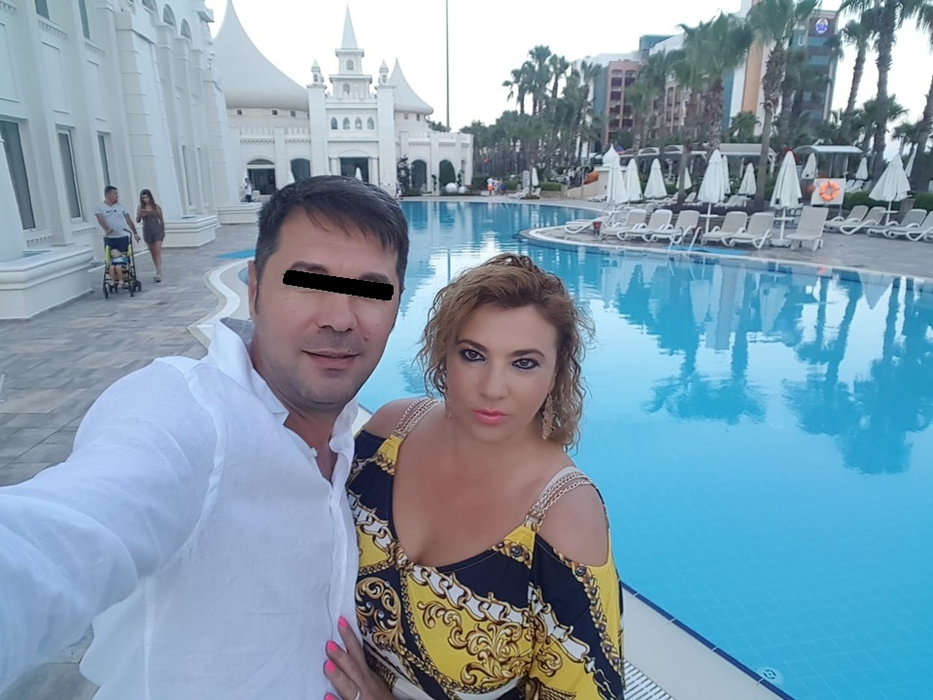 Mihaela Borcea și fostul șofer își asumă relația de iubire. Gesturile amoroase făcute în public