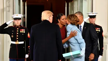 S-a aflat! Ce cadou i-a făcut Melania Trump lui Michelle Obama în ziua în care a devenit Prima Doamnă a SUA