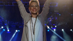 Ea este prima cântăreaţă din România care urca pe aceeaşi scenă cu Adele, PSY şi Pitbull: "La asta chiar nu m-am aşteptat"