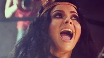 Inna a trecut la mesaje vulgare, direct pe tricou! S-a saturat de munca?