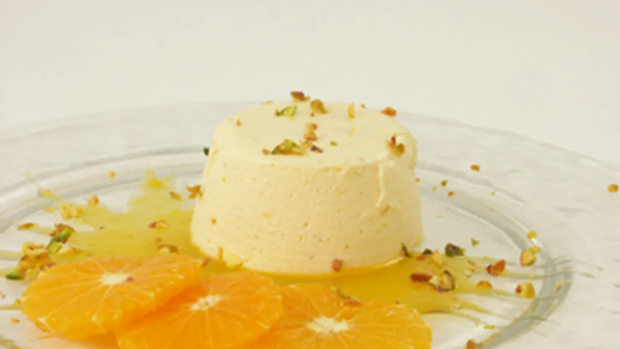 Trei deserturi delicioase cu fructe