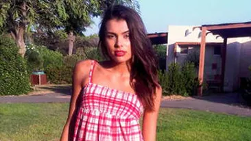 Roxana Paraschivoiu catre Moni Columbeanu: Bine ca nu suntem doua urate, suntem femei frumoase!