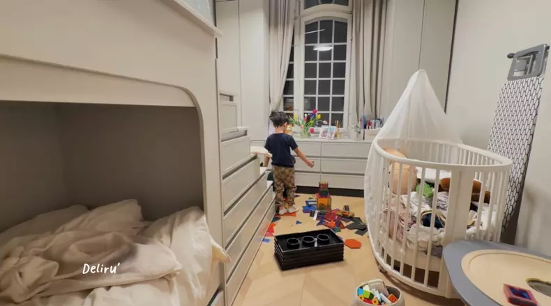 Cum arată casa ca din reviste a Alinei Ceușan? A fost decorată de un om de încredere