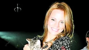 Mariana Rosca, despre fetele din jacuzzi-ul lui Irinel Columbeanu: De ce le spune si lor 'blondele lui Iri', ca ma confunda lumea cu ele!?