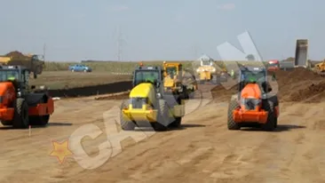 Autostrada Nadlac-Arad a muscat din tarlalele cu porumb!
