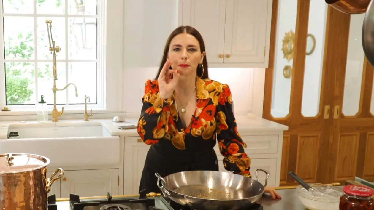 Cacio e Pepe della notte: rețeta care te adoarme fericit