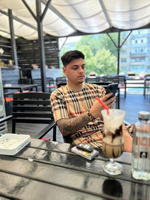 Octavian a murit într-un accident rutier. Sursă foto: Facebook