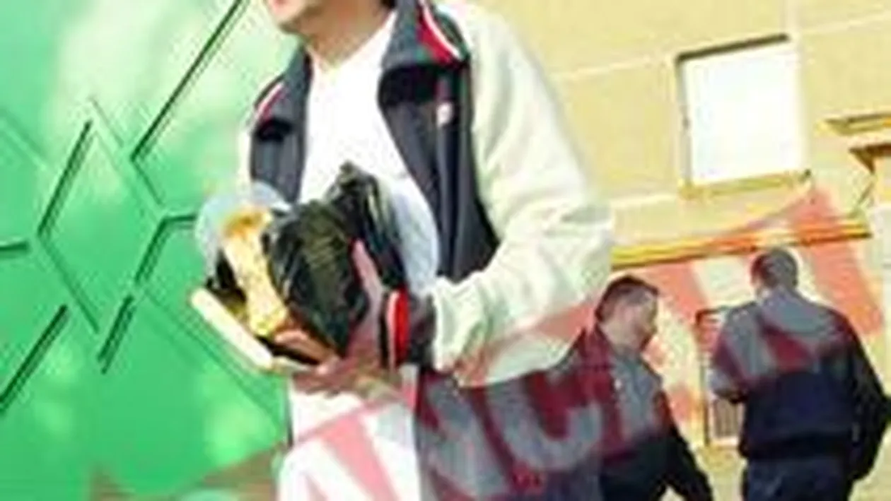 Rapperul Sisu, filmat cu tehnica speciala de o politista sub acoperire