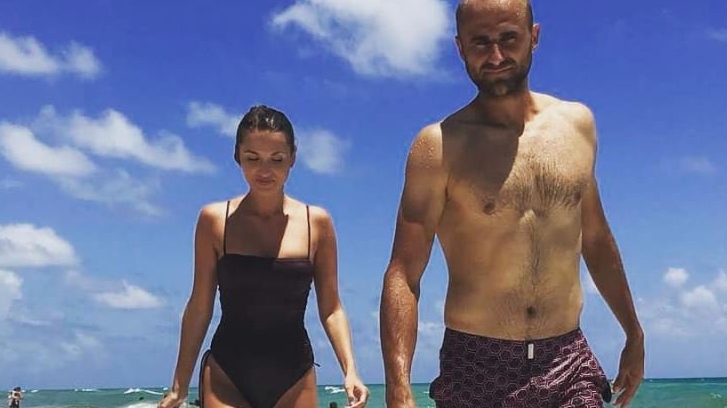 Ce decolteu-bombă are iubita tenismenului Marius Copil!