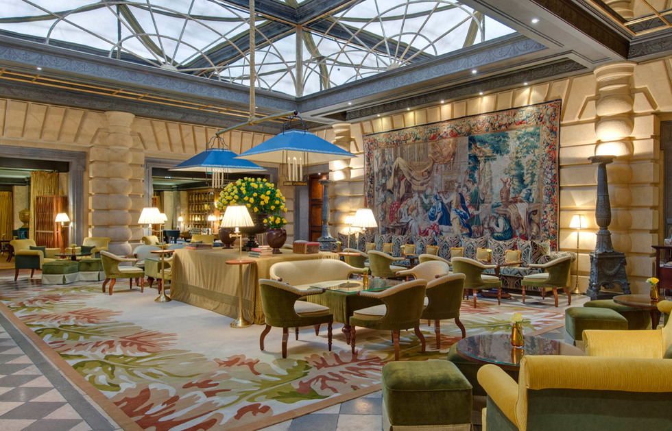 Familia Geoană se caza, de fiecare dată, la Monaco în luxosul hotel Metropole