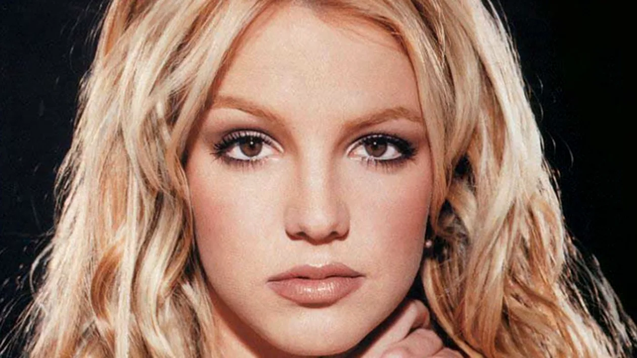 Britney Spears a pierdut lupta cu greutatea! Cântăreaţa s-a îngrăşat si e plină de celulită. Imaginea care dovedeste asta