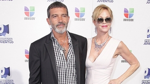 Fosta soţie a lui Antonio Banderas, desfigurată de operaţiile estetice! Cum arată acum Melanie Griffith