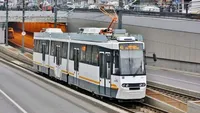 Tramvaiele din Capitală, în continuare fără aer condiționat! RATB a anulat licitația pentru echiparea lor