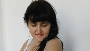 A dat-o in judecata pe sefa de la Madrigal si a castigat! Angajata Corului National care sustine ca a fost batuta de directoare a obtinut prima victorie in instanta!