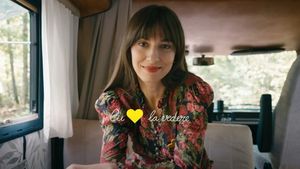Dana Rogoz vine ”Cu Inima la Vedere”, un podcast direct din autorulota ei