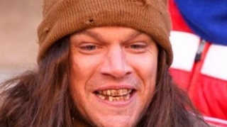 Ce rau a ajuns Matt Damon! Arata ca un boschetar