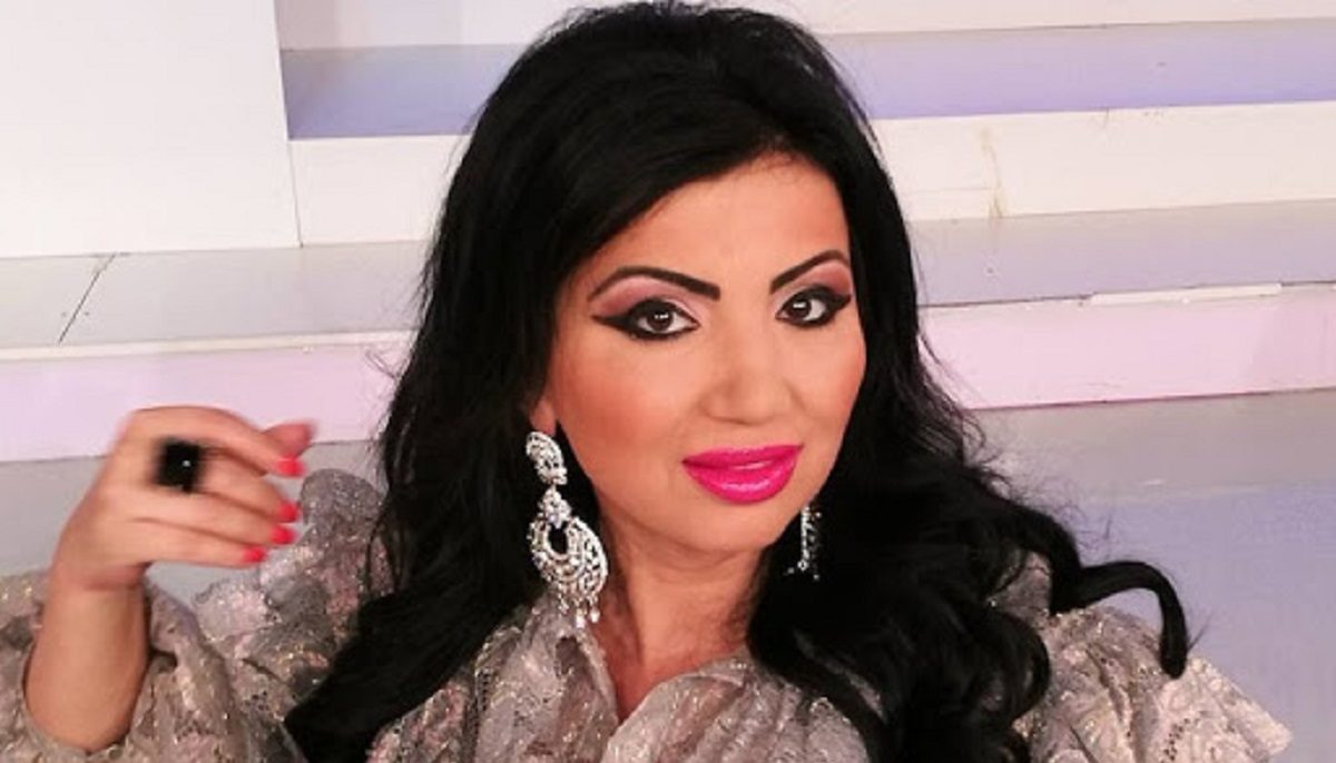 Adriana Bahmuțeanu spune că a fost agresată de fostul iubit (Foto: Facebook)