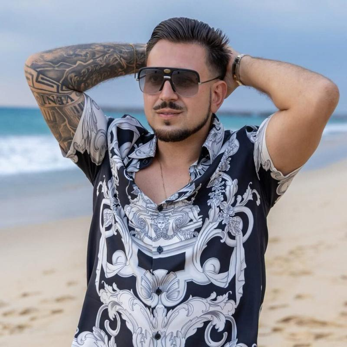 Prințul Marco le-a pregătit o surpriză urmăritorilor, făcând o schimbare radicală de look / Sursa foto: Social media