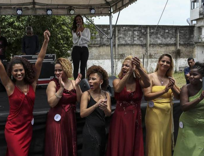 Ea este MISS Puşcărie 2017! Imagini fabuloase cu cea mai frumoasă şi periculoasă femeie închisă pentru crimă!