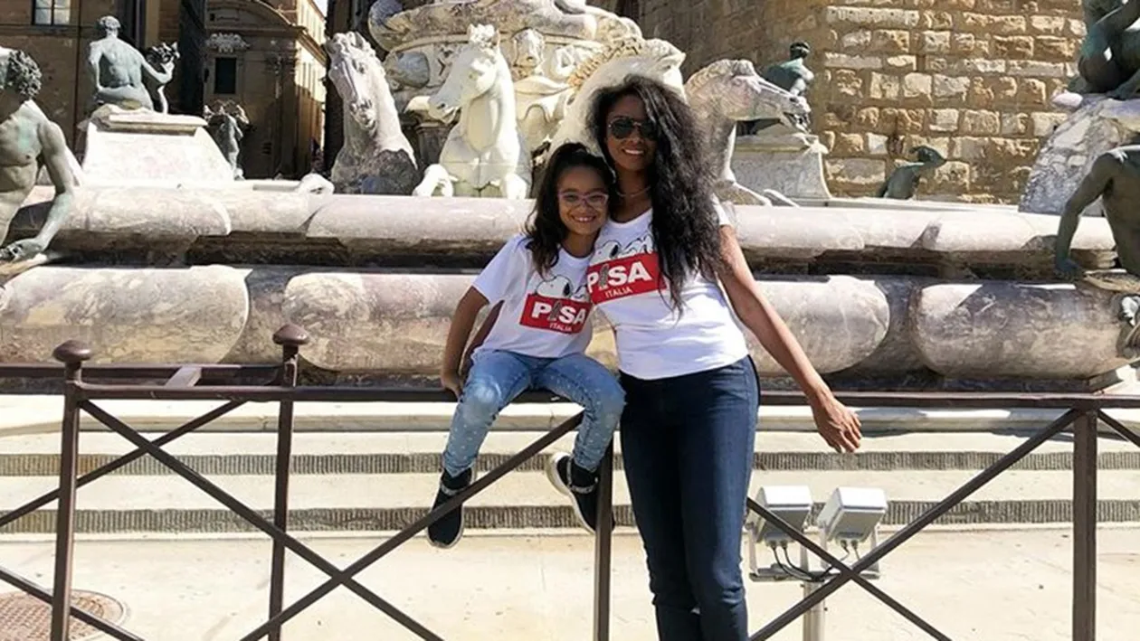 Fiica lui Laurette nu vrea să se întoarcă la școală după ce a fost bătută și agresată: “Merge la psiholog acum”