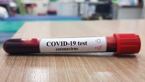Şcolile din Capitală vor fi folosite pe post de centre de testare pentru coronavirus. Părinţii sunt revoltați