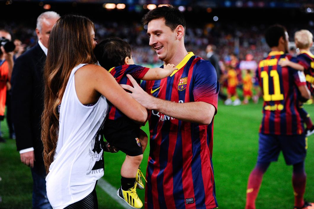 Imagini din locuința lui Lionel Messi. Starul de la Barcelona se distrează încontinuu cu băieții lui. VIDEO