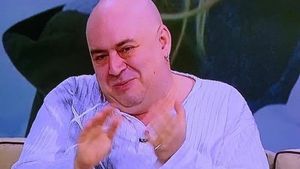 Pe Mârlanu' îl ştie o ţară întreagă, dar pe soţia şi pe fiica lui le-a ţinut bine ascunse! Uite ce frumoase sunt cele mai importante femei din viaţa actorului