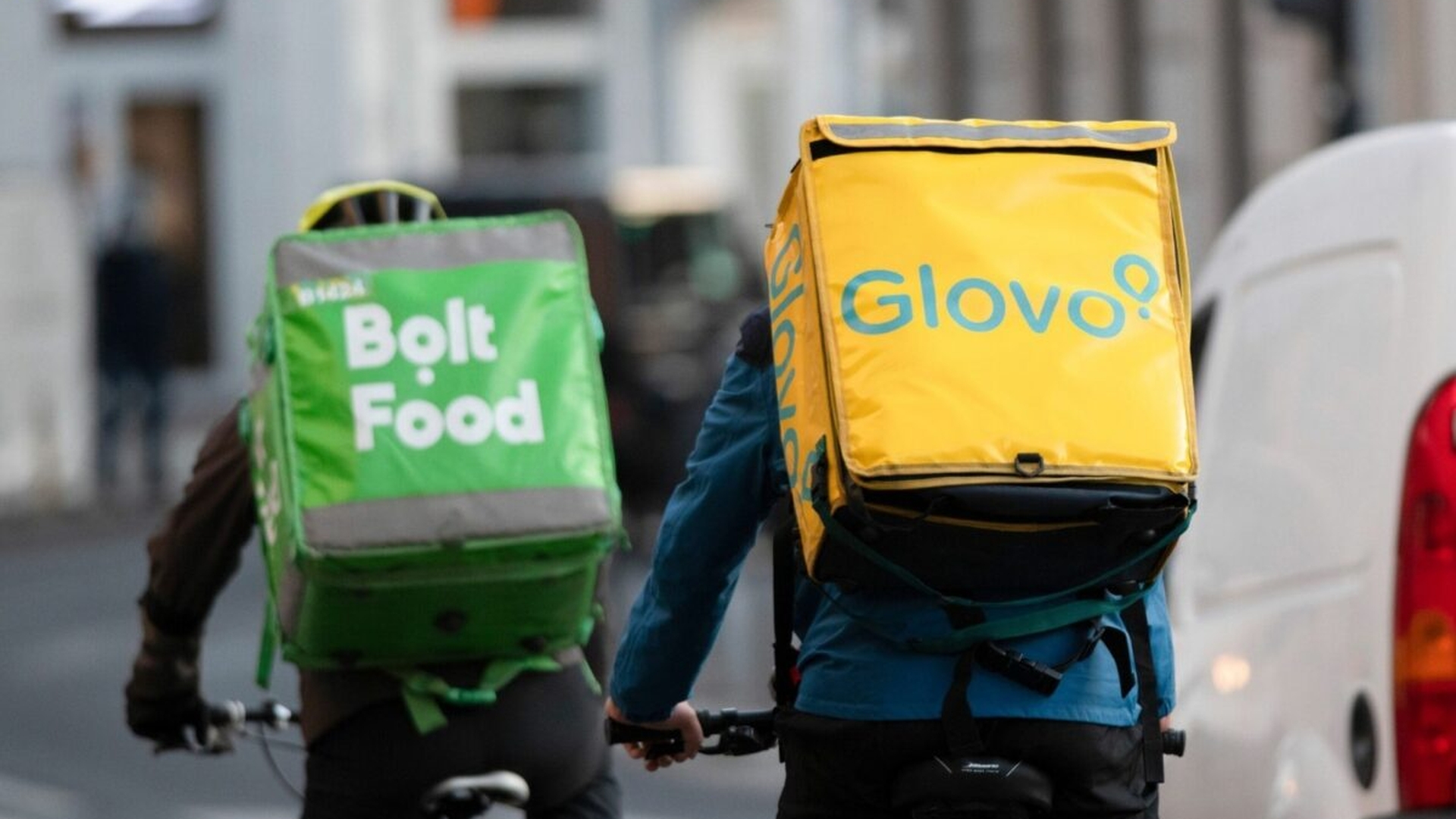 Restaurantul din București care primește cele mai multe comenzi. Localurile de fast-food sunt fruntașe în clasamentul livrărilor la domiciliu