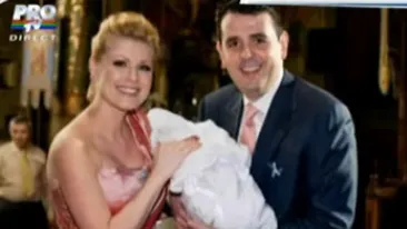 Cristina Rus si-a botezat baietelul la numai trei saptamani!