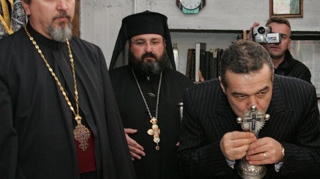 Sora lui Gigi Becali a ingropat peste 2.000 de micuti! Un moment absolut terifiant a marcat-o pentru restul vietii! A fost ca o sfanta pentru copiii decedati prematur