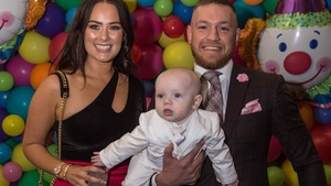 Luptătorul Conor McGregor şi-a creştinat fiul! Imaginile de la botezul micuţului sunt de poveste şi au lăsat pe toată lumea cu gura căscată