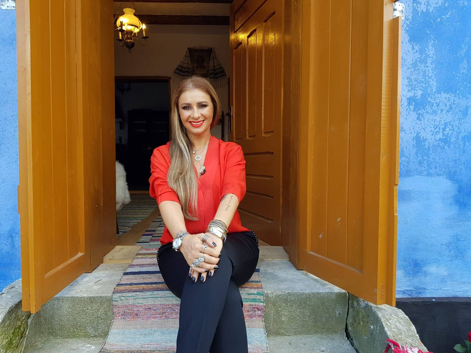 Anamaria Prodan a plâns de ziua ei onomastică și a mamei sale. Gestul făcut în memoria regretatei Ionela Prodan