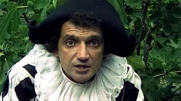 Îl mai știi pe celebrul Arlechino din anii '90? Cum arată acum Mihai Gruia Sandu și din ce își câștigă existența