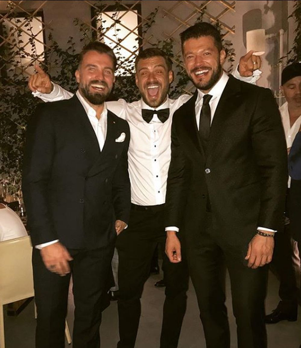 Fotografia făcută publică de Bogdan Vlădău în această dimineață! Cum a fost pozat Victor Slav la nunta lui! Noi imagini de la eveniment