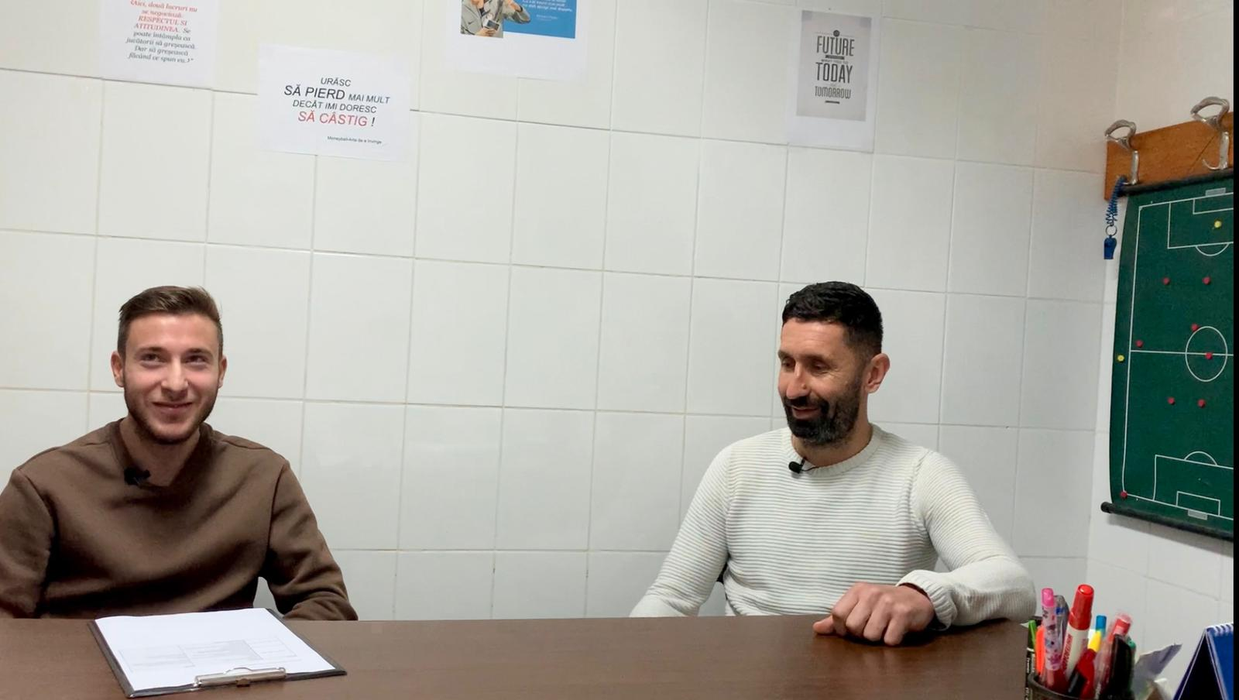 Gabriel Paraschiv și-a cumpărat un Logan și vrea să pornească o afacere/ sursa foto: Facebook
