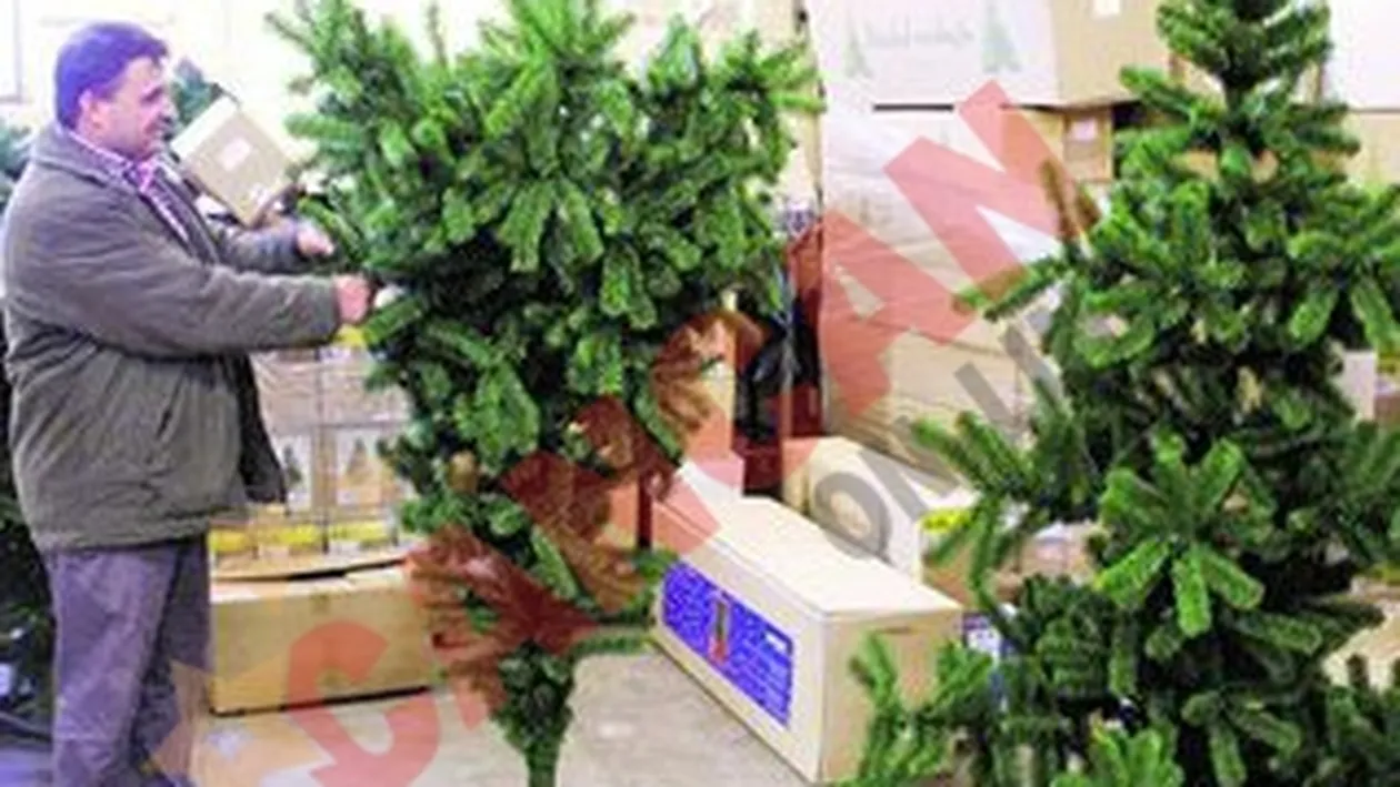 Se poarta brazii cu varful in jos!