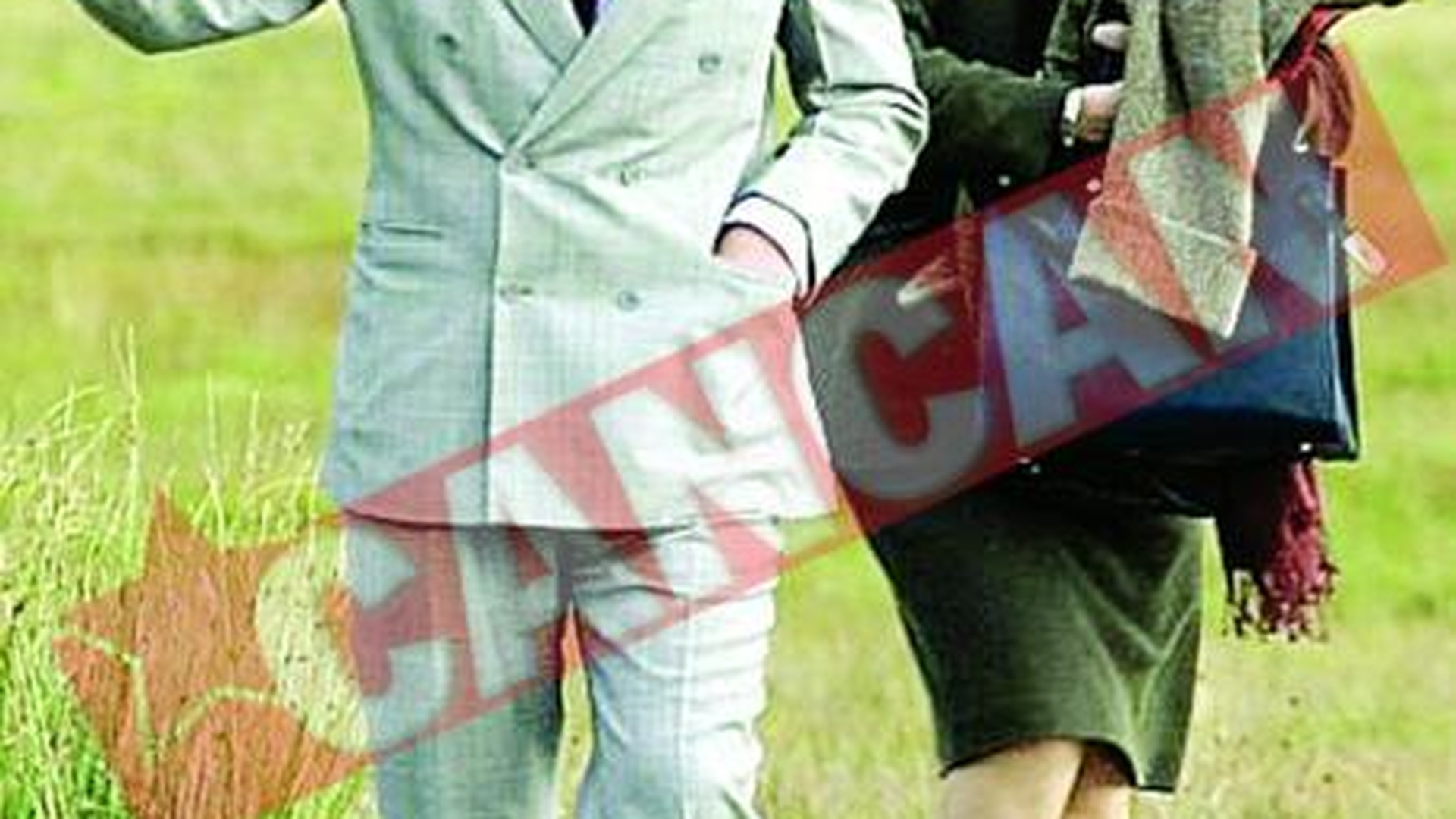 Camilla a gonit-o pe secretara printului Charles